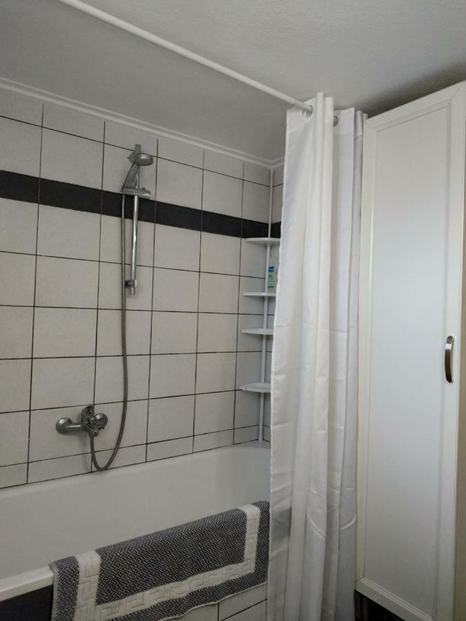 Epavlis Apartment Néa Péramos Eksteriør bilde