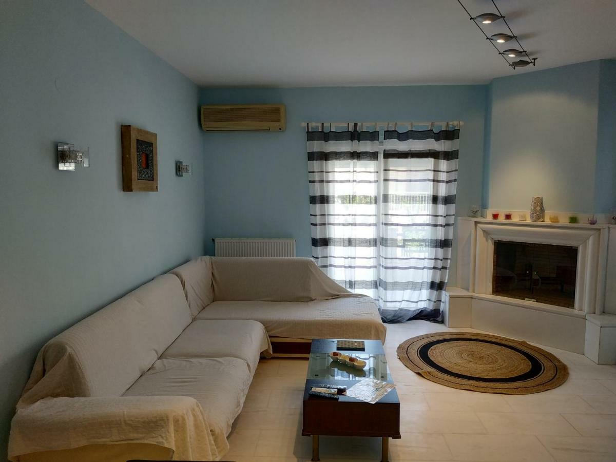 Epavlis Apartment Néa Péramos Eksteriør bilde