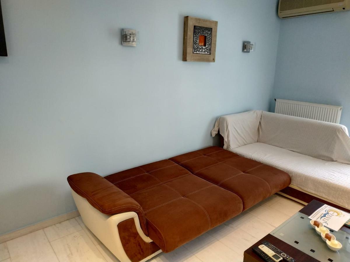 Epavlis Apartment Néa Péramos Eksteriør bilde